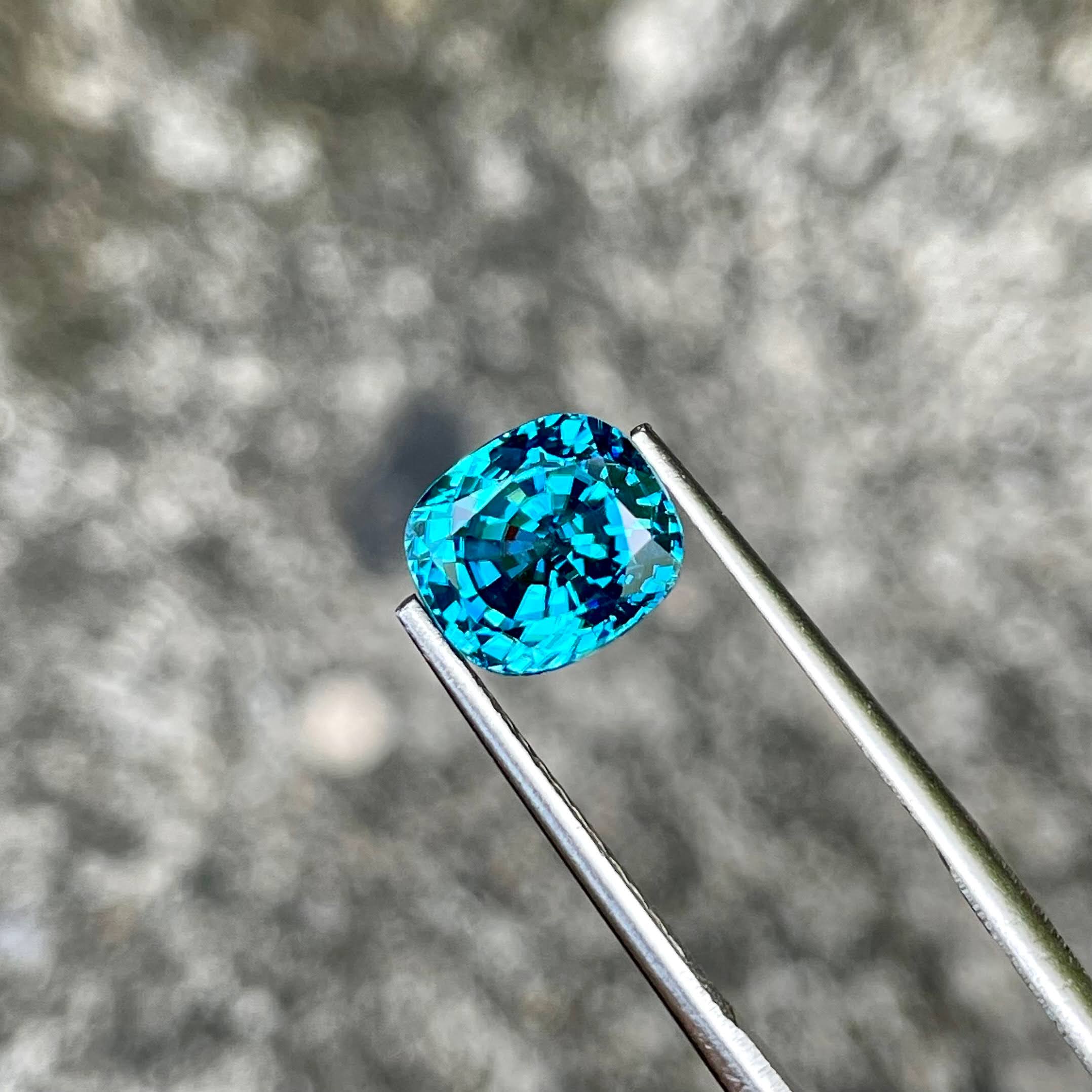 5.45 Carats Blue Cushion Zircon Stone