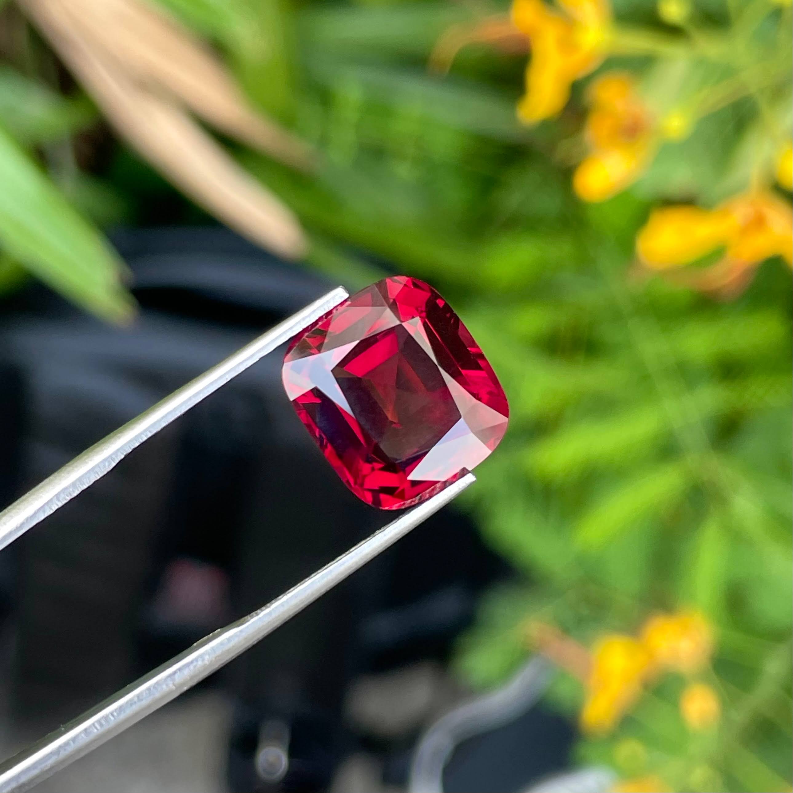 10.56 Carats Bright Red Garnet Stone