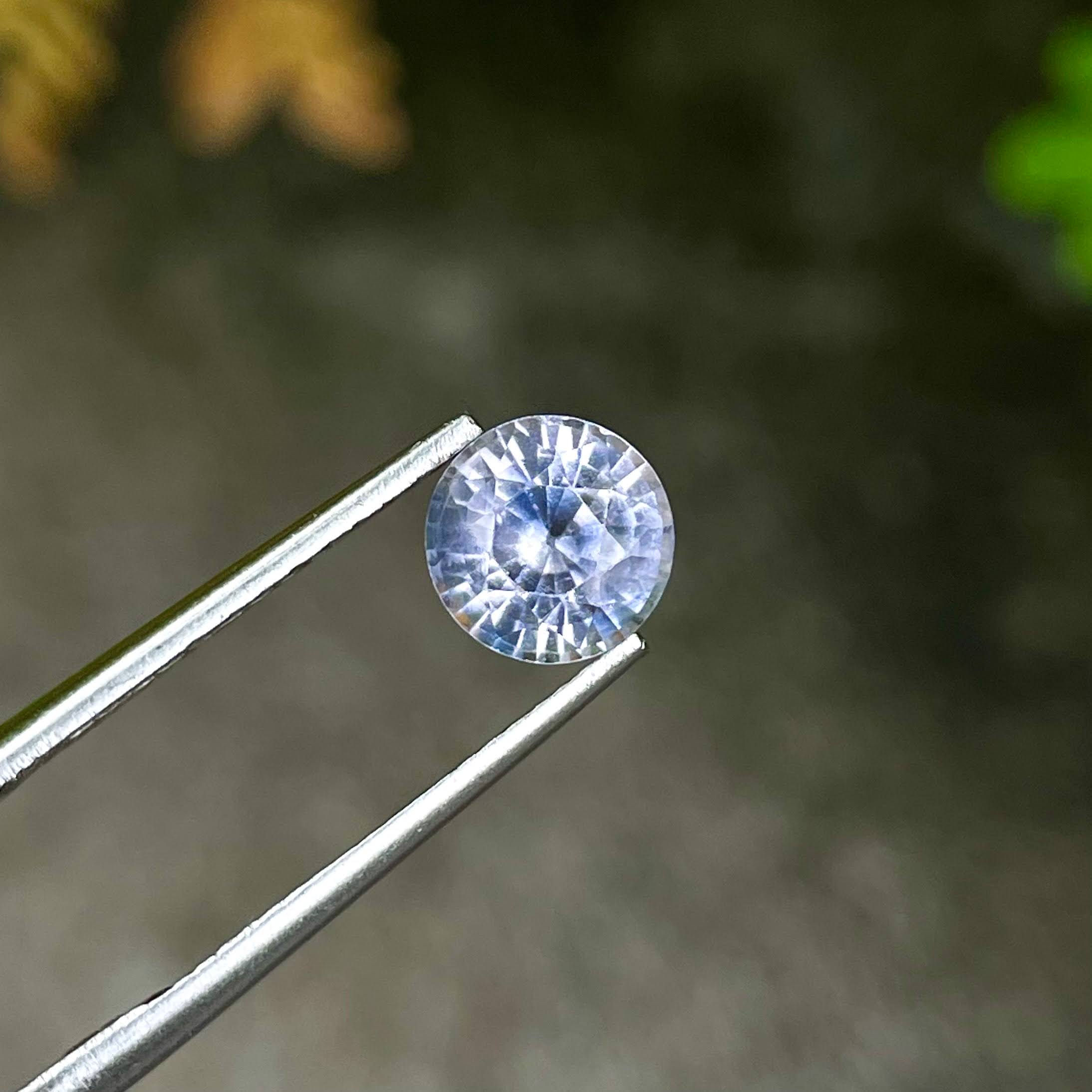 1.93 Carats Loose Sapphire Round Cut