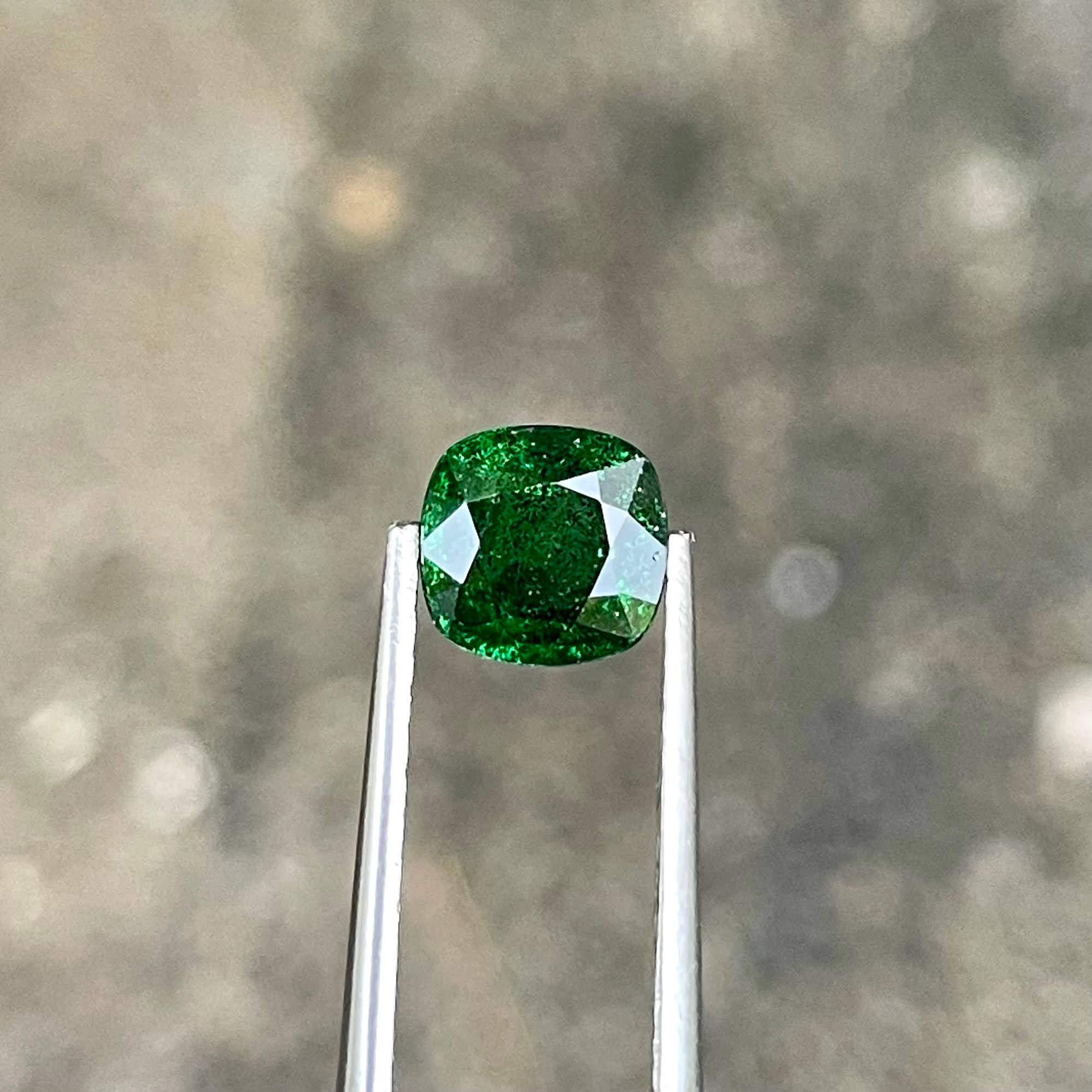 1.60 Carats Tsavorite Garnet Cushion