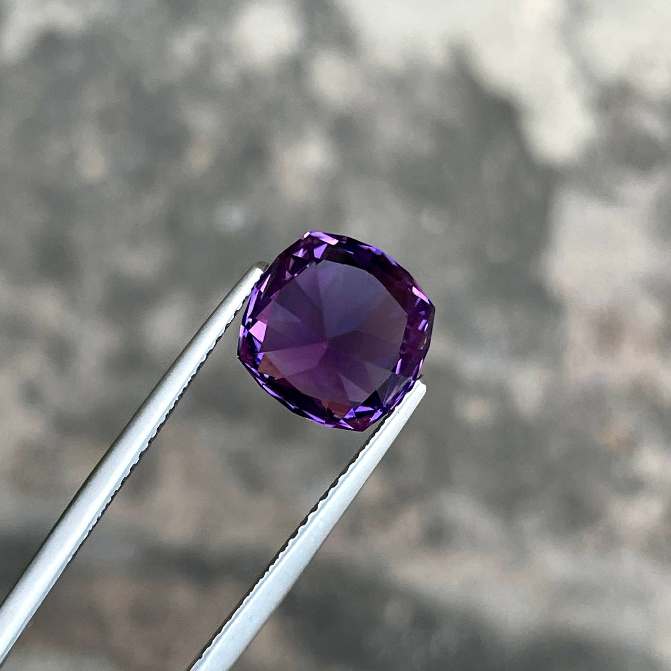 3.95 Carats Purple Brazilian Amethyst 