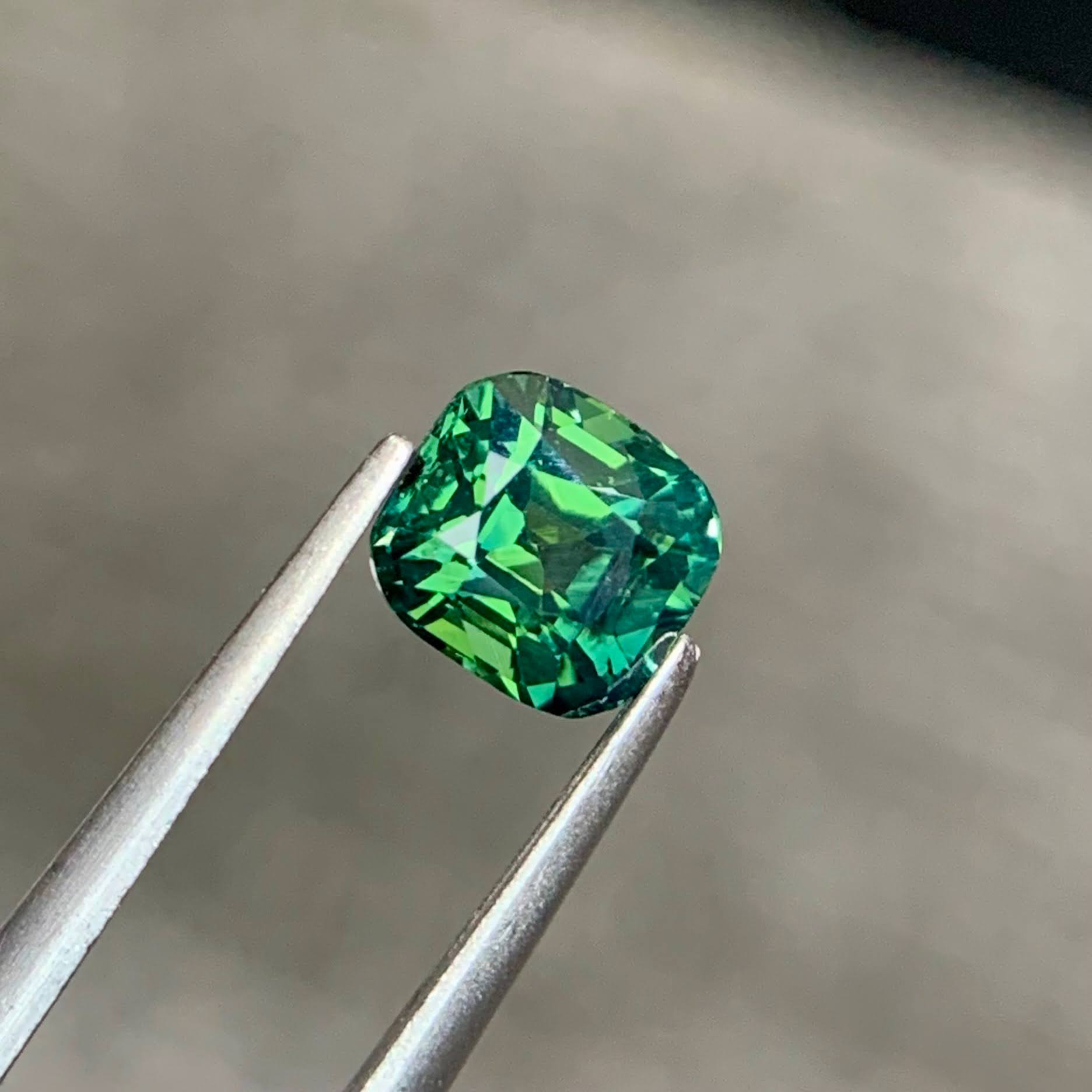 1.47ct Neon Teal Sapphire Cushion Cut 