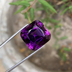 deep-purple-amethyst-18-65ct-brazil-cushion-faceted