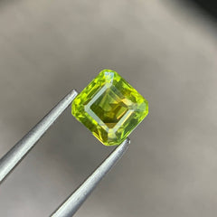 1.02 Ct Olive Green Sapphire Asscher Cut