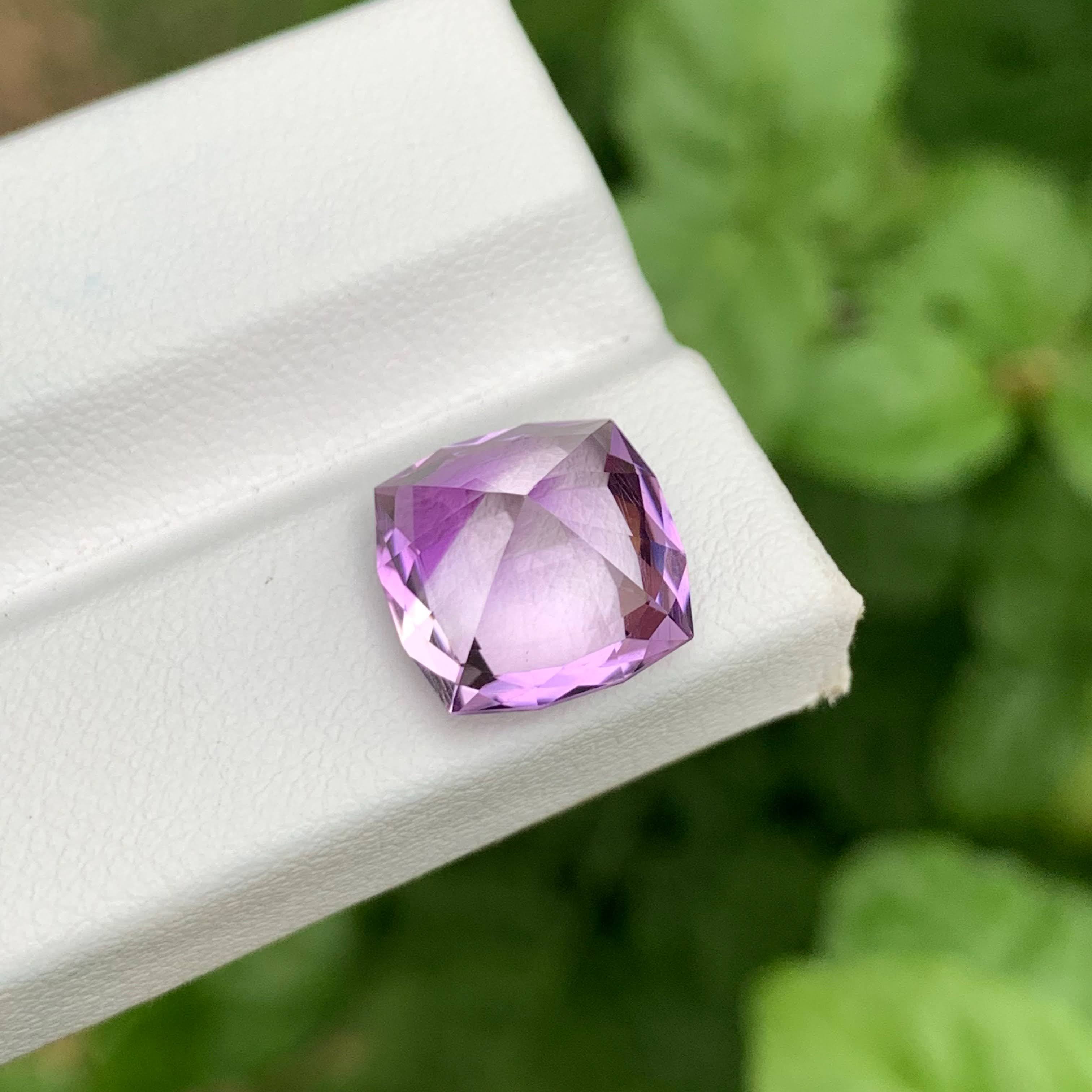 5.55 carats Rose de France Amethyst