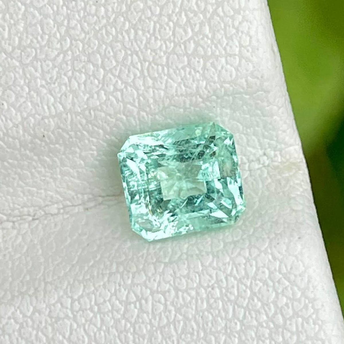 1.45 Carats Emerald Emerald Cut Stone