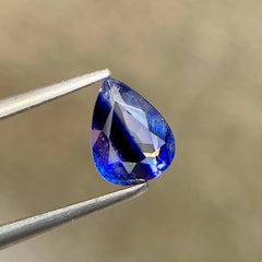 rare-bicolor-sapphire-0-93ct-sri-lanka-pear-heated-vs