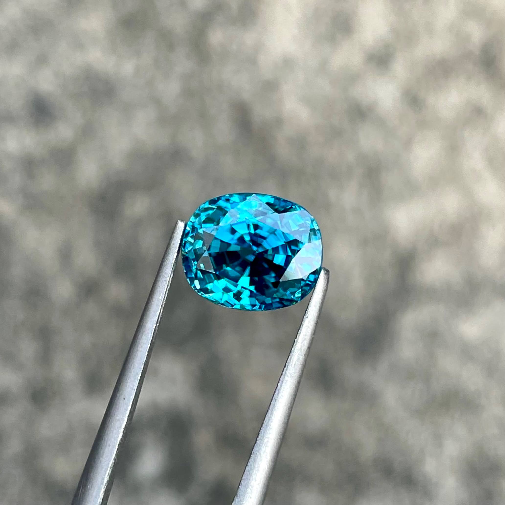 5.06 Carats Blue Cushion Zircon Stone