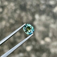 0.70 Carats Parti Sapphire Gemstone