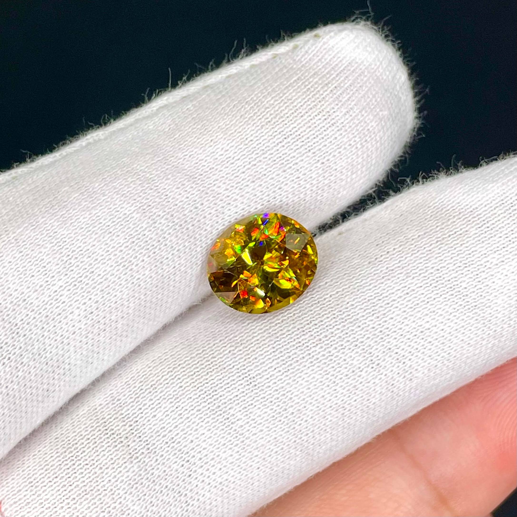 4.75 Carats Oval Cut Sphene Gemstone