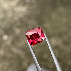 2.00 Carats Soft Red Garnet Stone
