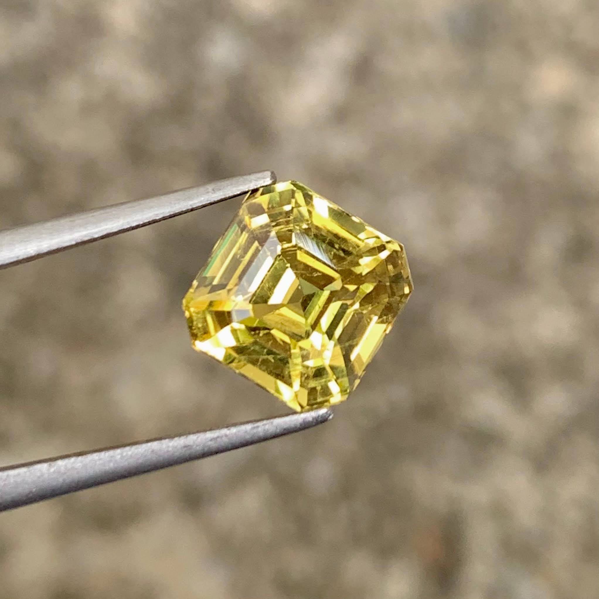 rich-yellow-chrysoberyl-3-55ct-sri-lanka-octagon-asscher