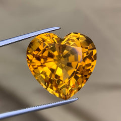 mandarin-citrine-22-67ct-brazil-heart
