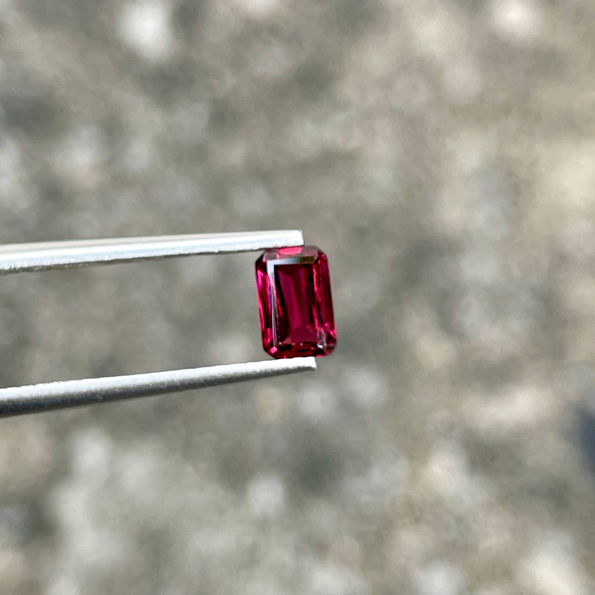 0.90 Carats Spinel Stone Emerald Cut