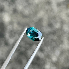 1.06 Carats Teal Sapphire Gem Oval Cut