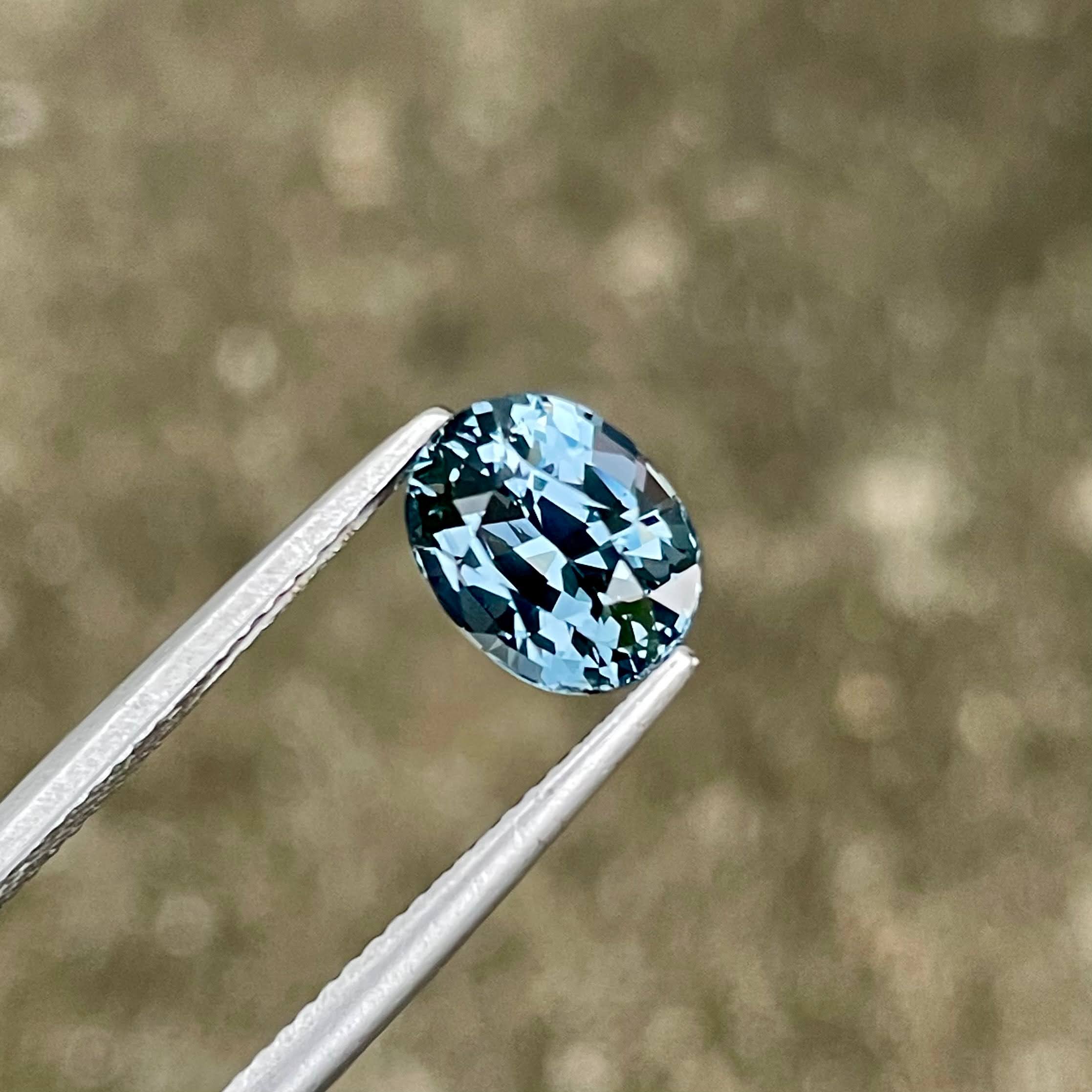 3.06 Carats Loose Gray Spinel Stone