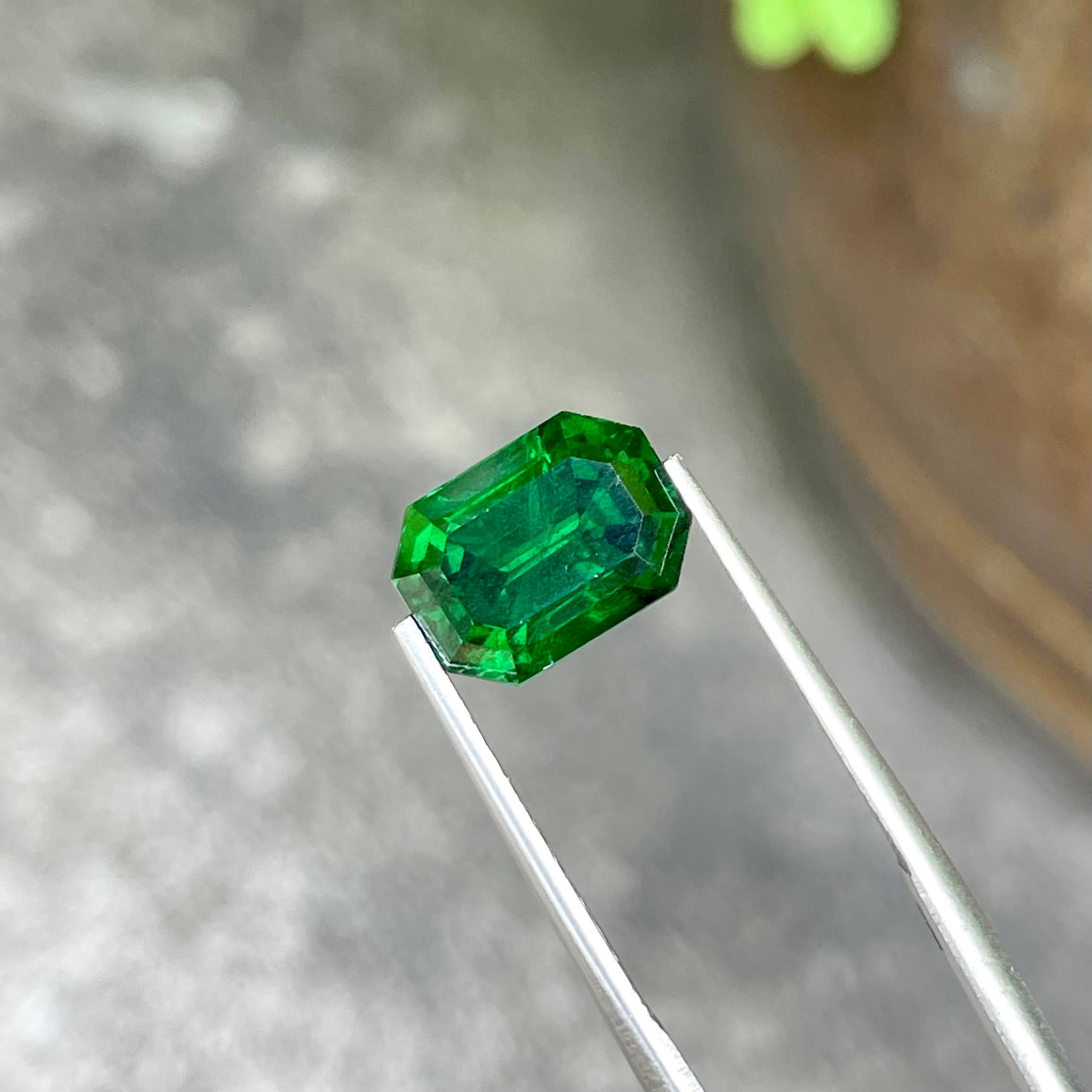 5.21 Carats Green Tsavorite Garnet