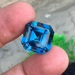 23.80 Carats London Blue Topaz Stone