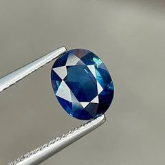 1.71 Ct Teal Sapphire Oval Cut