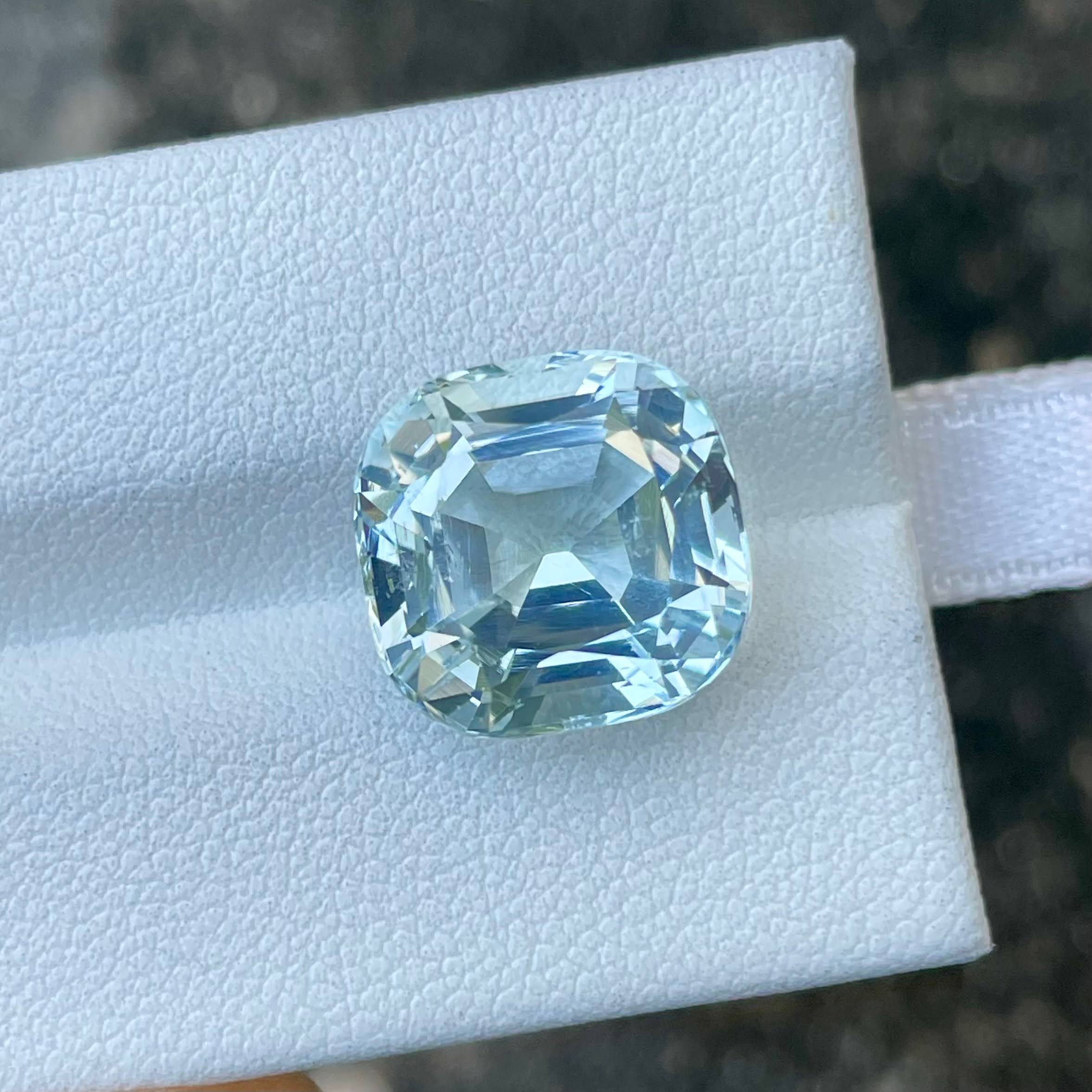 9.62ct Light Blue Aquamarine Fancy Cut