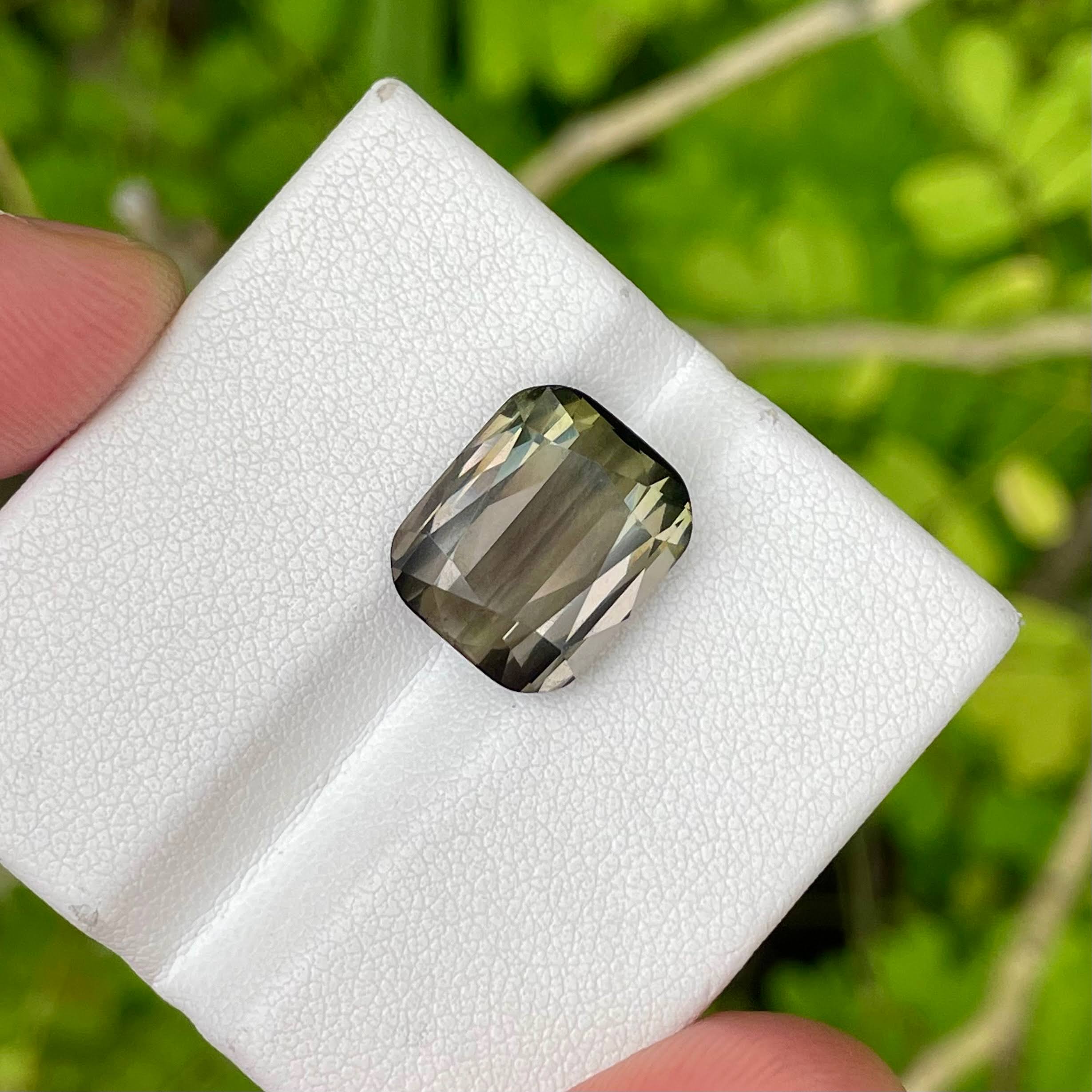 9.43 Carats Bi Color Tourmaline Stone