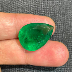 16.72 Carats Zambian Emerald Gemstone