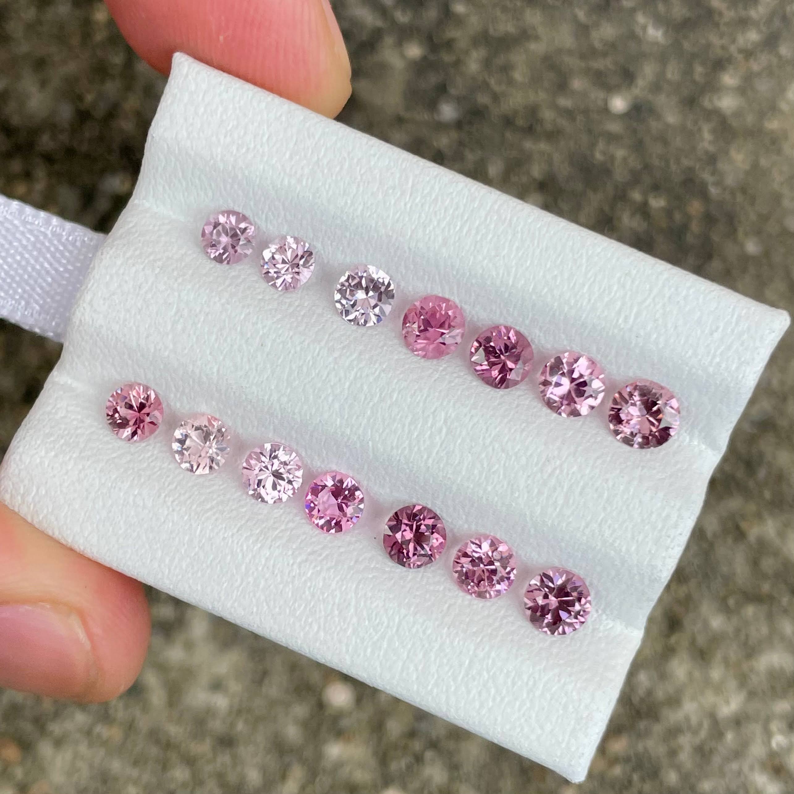 4.08 Carats 14 Piece Round Spinel Lot