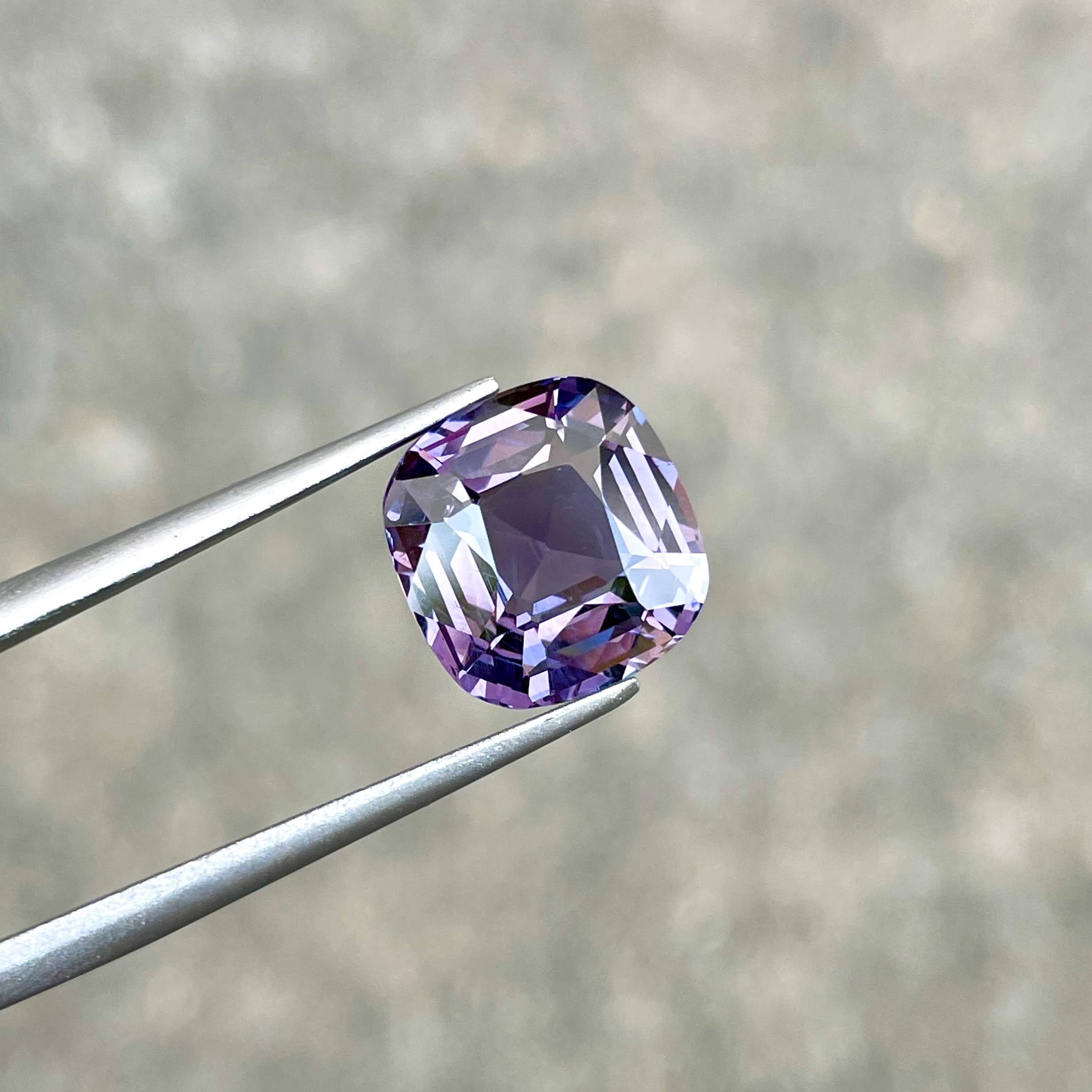 4.75 Carats Certified Purplish Spinel