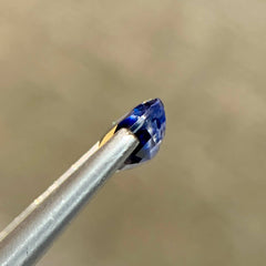rare-bicolor-sapphire-0-93ct-sri-lanka-pear-heated-vs