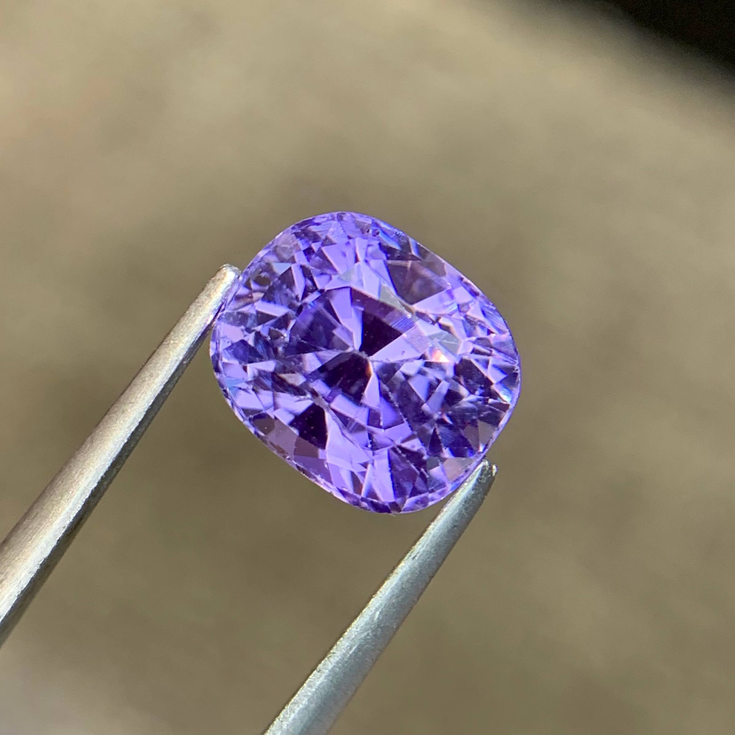 gia-violet-sapphire-3-16ct-sri-lanka