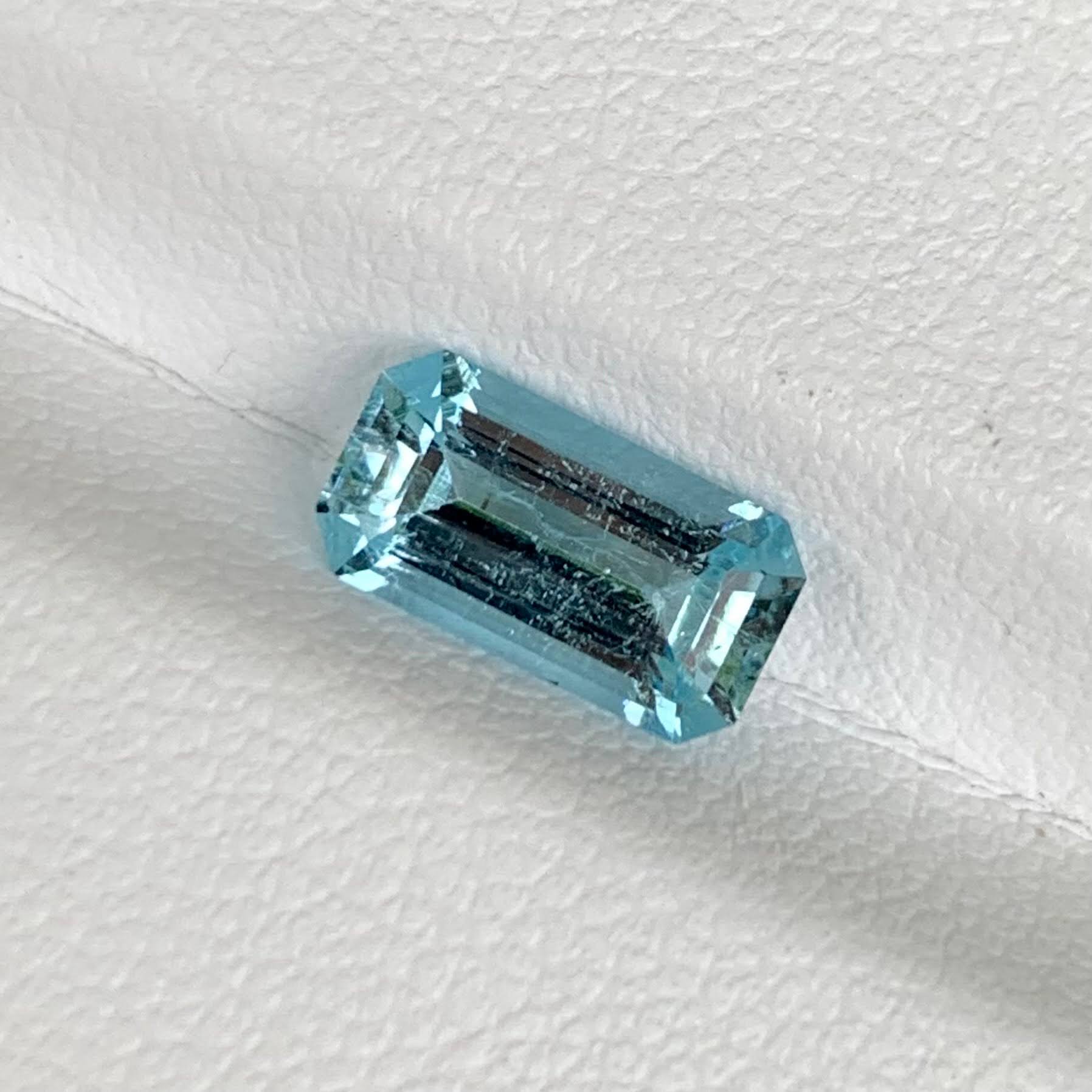 deep-blue-nigerian-aquamarine-1-45ct-octagon-emerald-cut