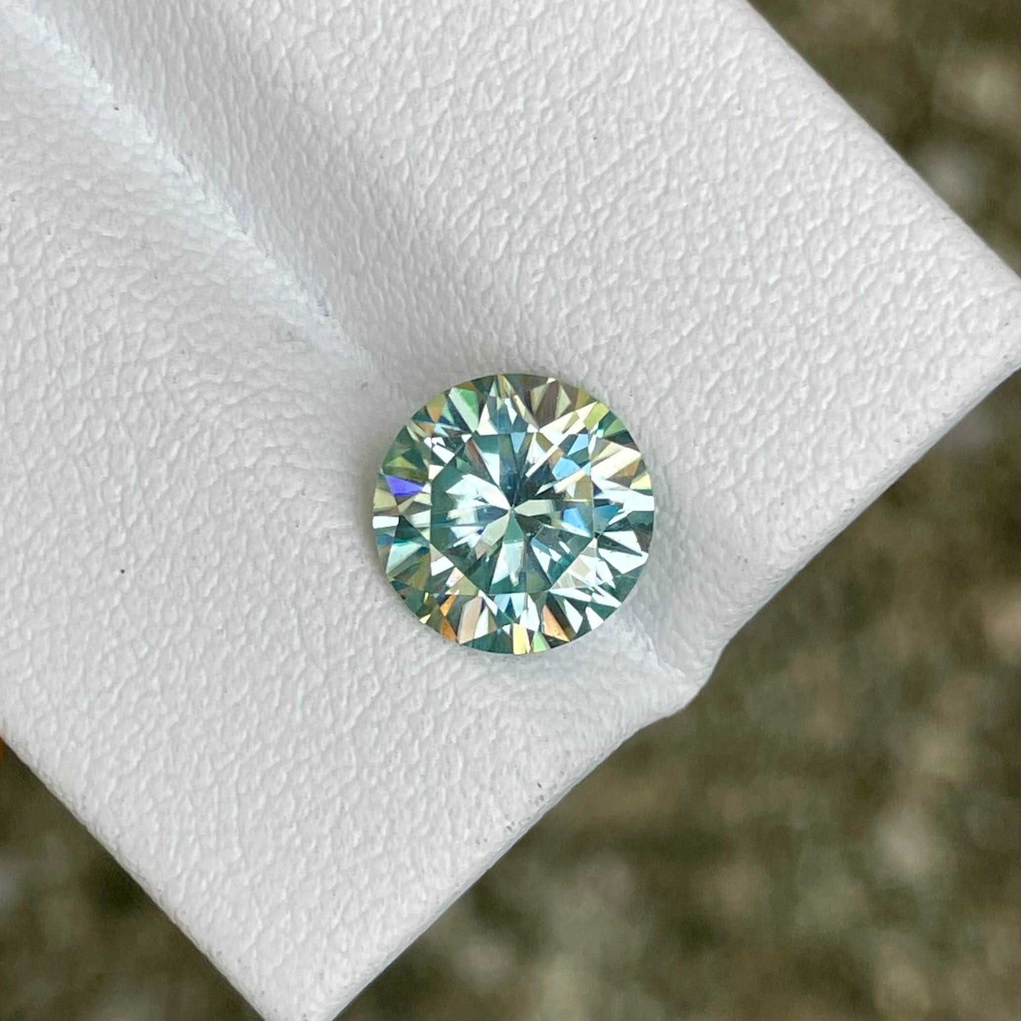 2.10 Carats Round Lab Grown Moissanite