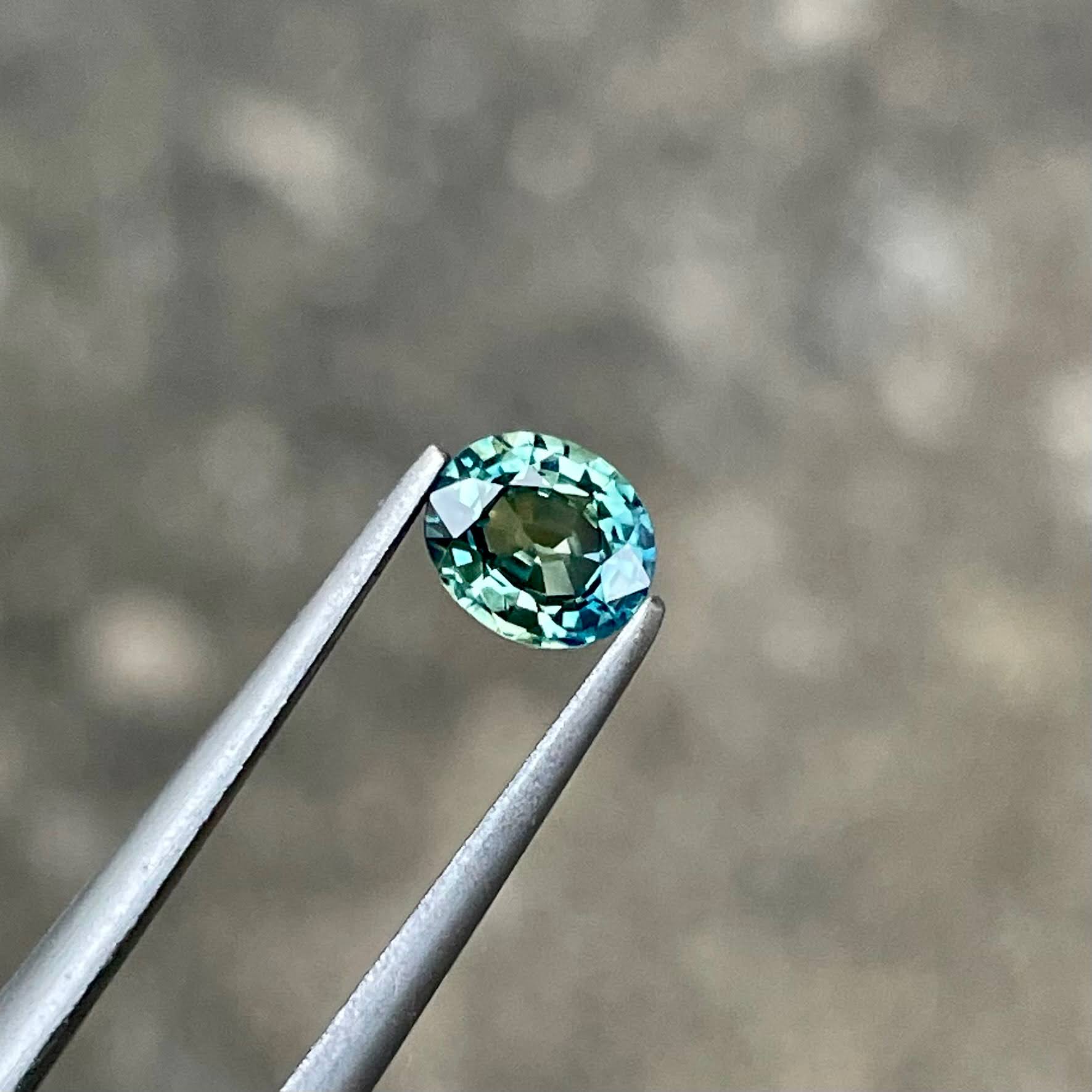 0.70 Carats Parti Sapphire Gemstone