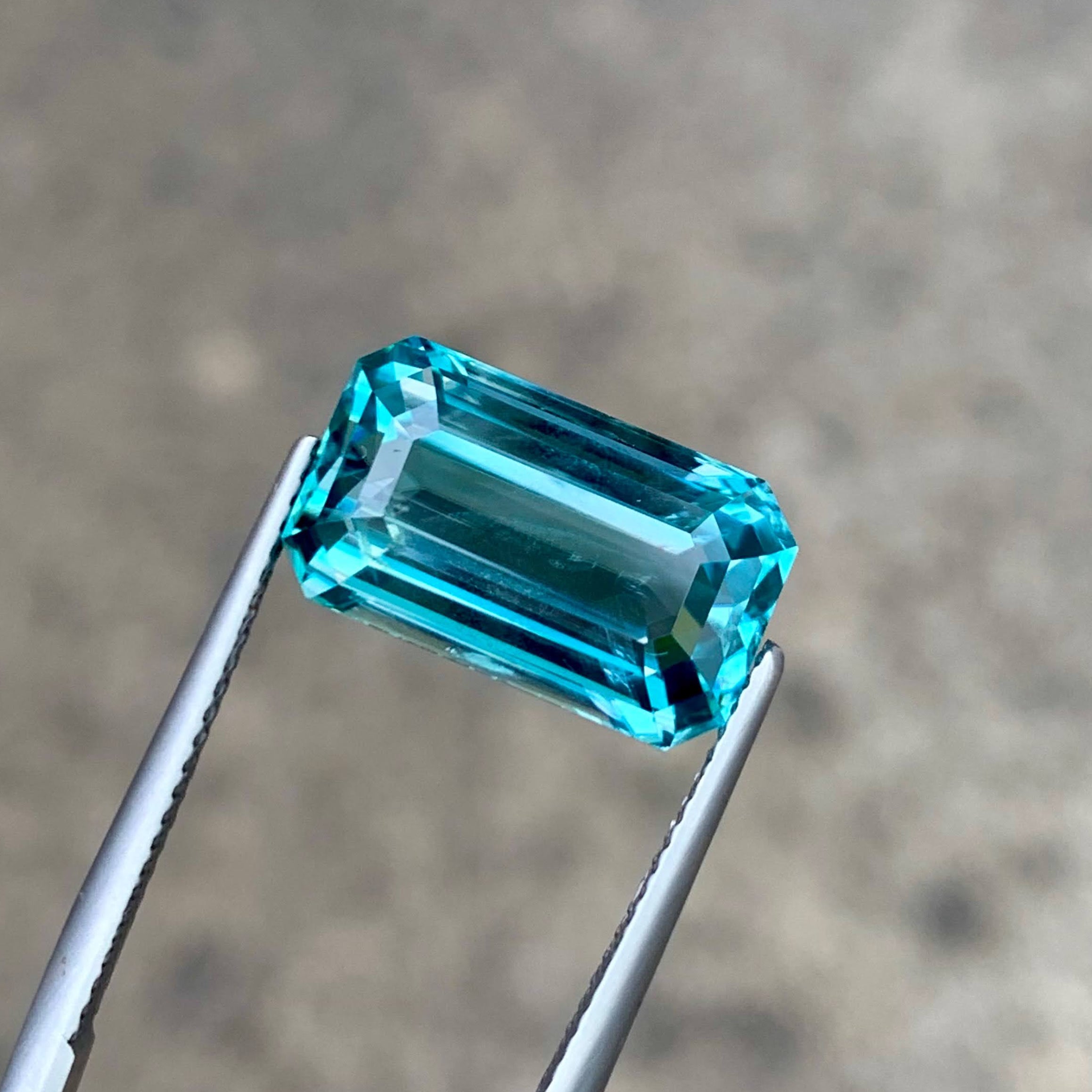 10.38ct Certified Rare Grandiderite