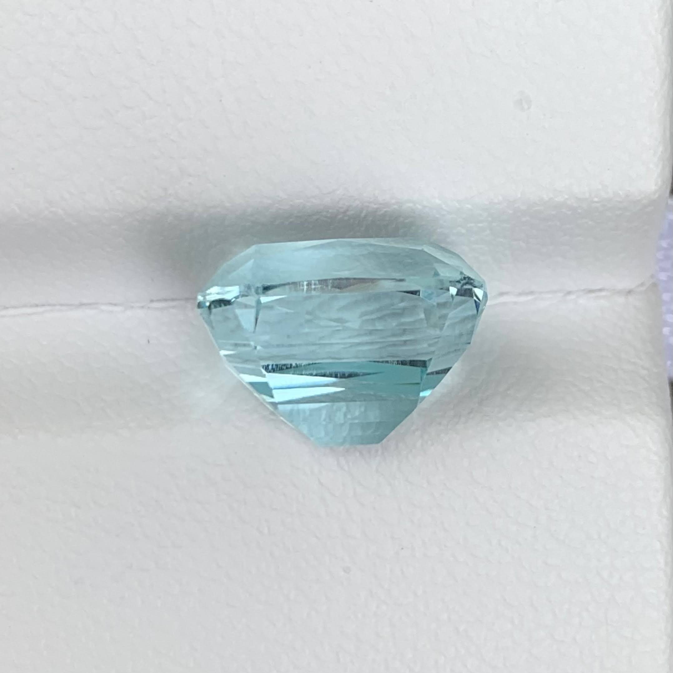 natural-pakistan-aquamarine-5-77ct-fancy-cushion