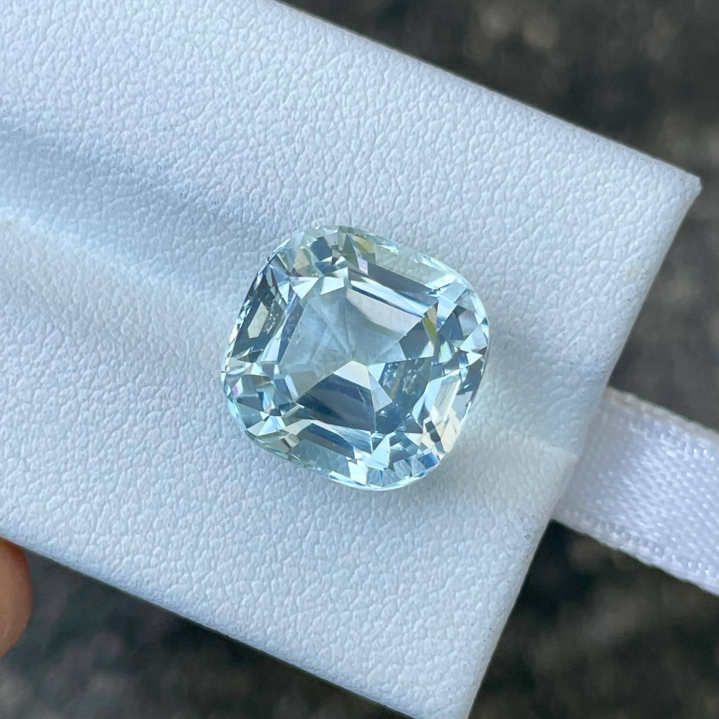 9.62ct Light Blue Aquamarine Fancy Cut