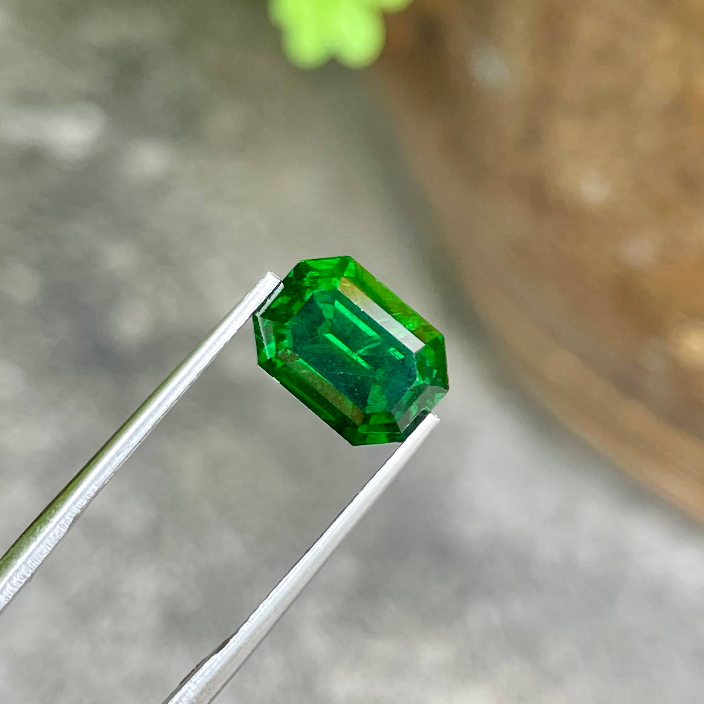 5.21 Carats Green Tsavorite Garnet