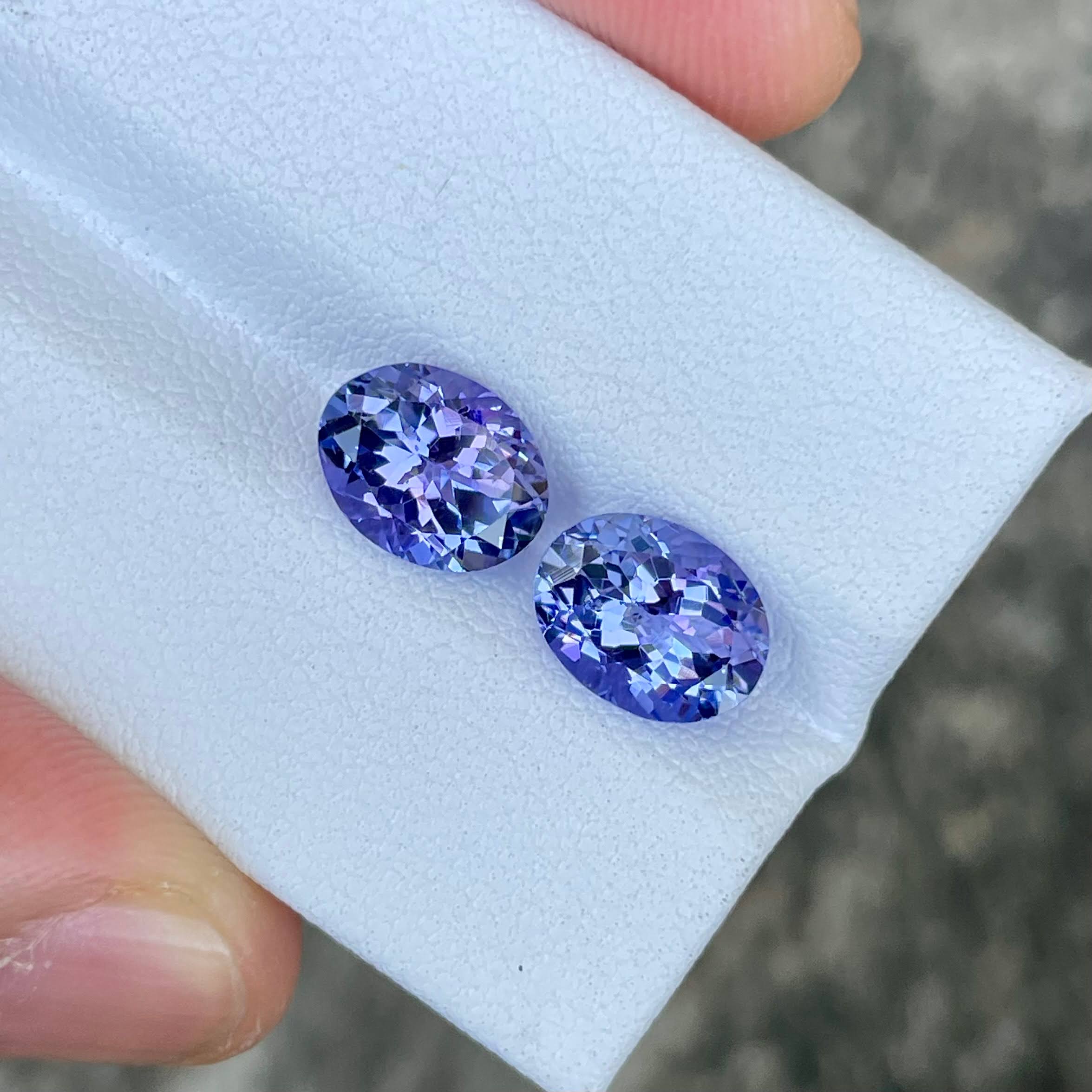 4.24 Carats Tanzanite Oval Stone Pair