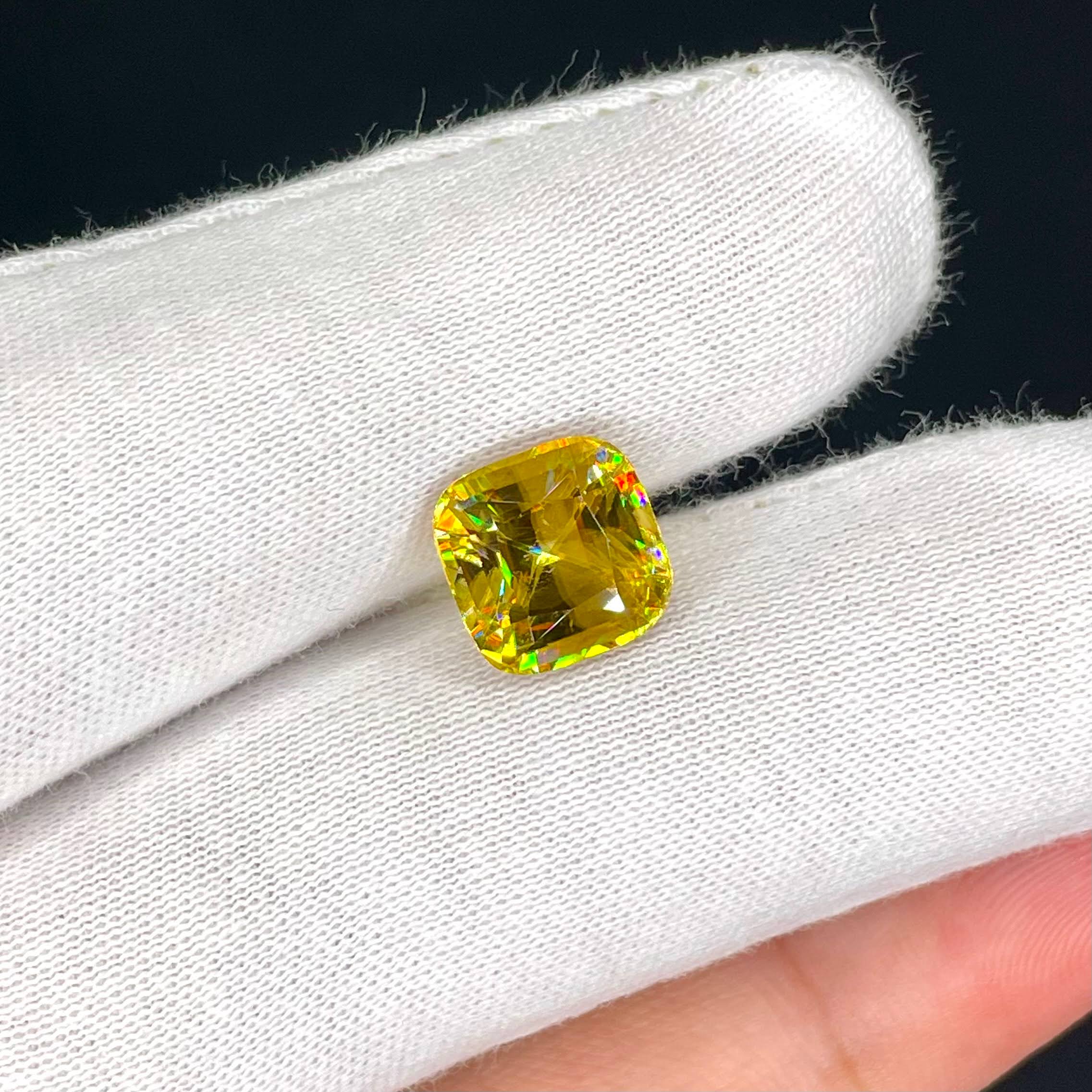 5.45 Carat Fine Yellow Sphene Gemstone