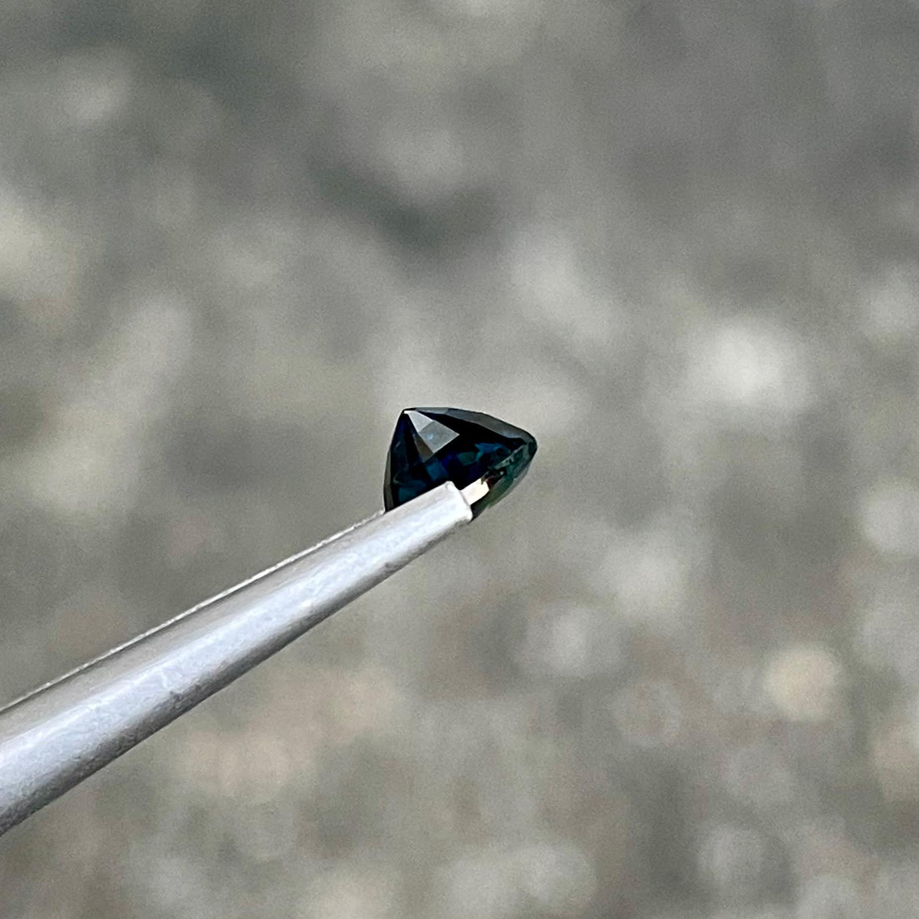 1.11 Carats Teal Sapphire Pear Cut Gem