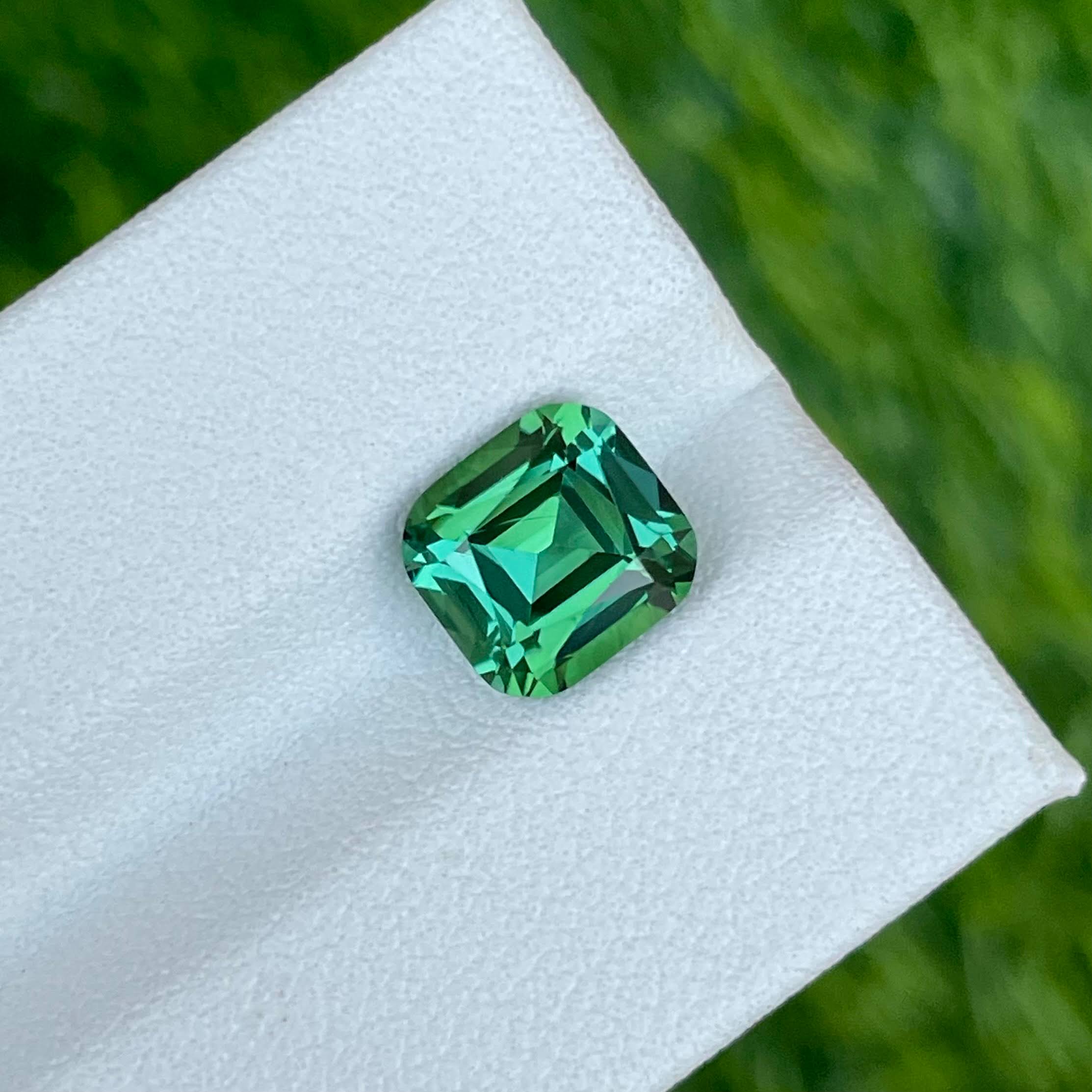2.55 Carats Bluish Green Tourmaline