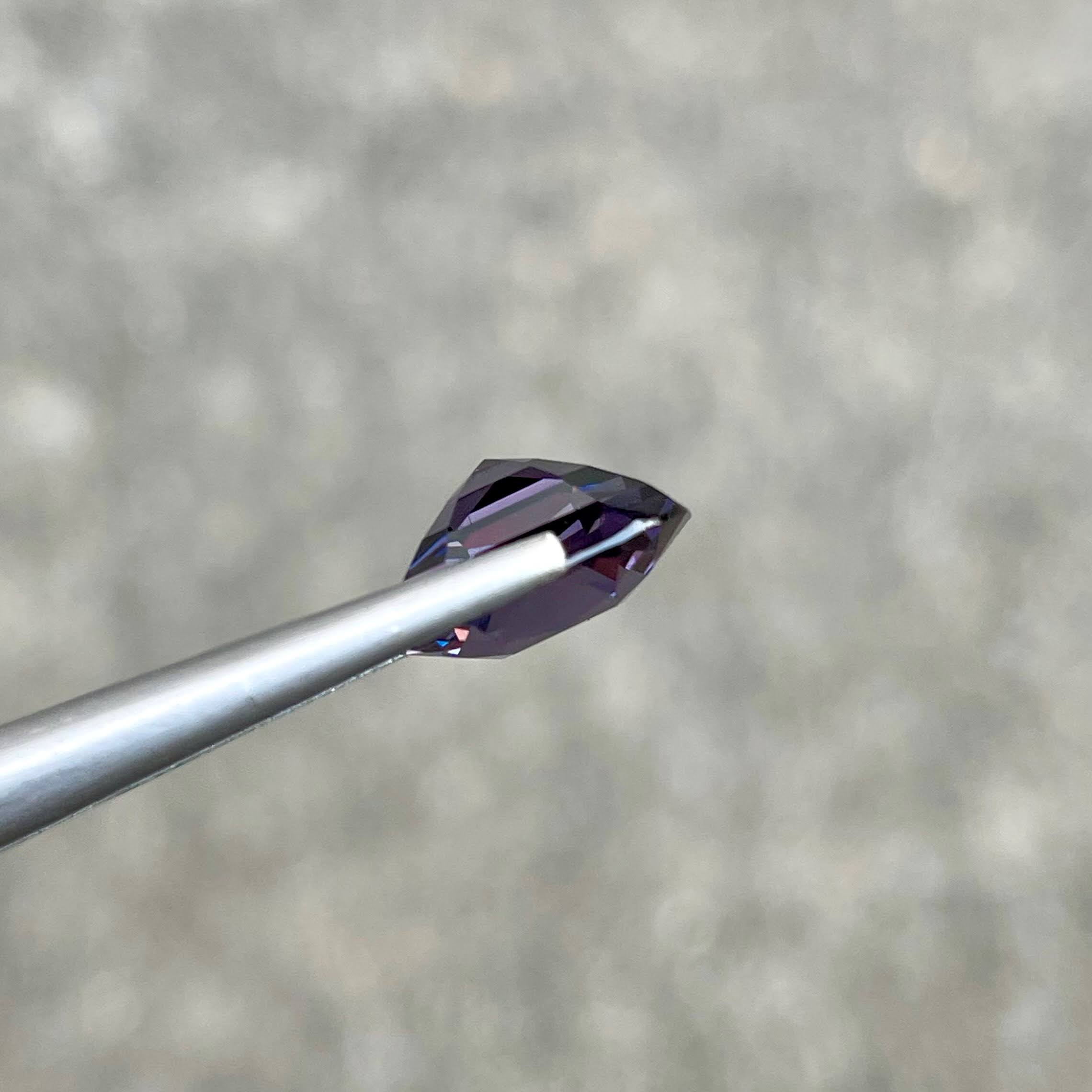 4.75 Carats Certified Purplish Spinel