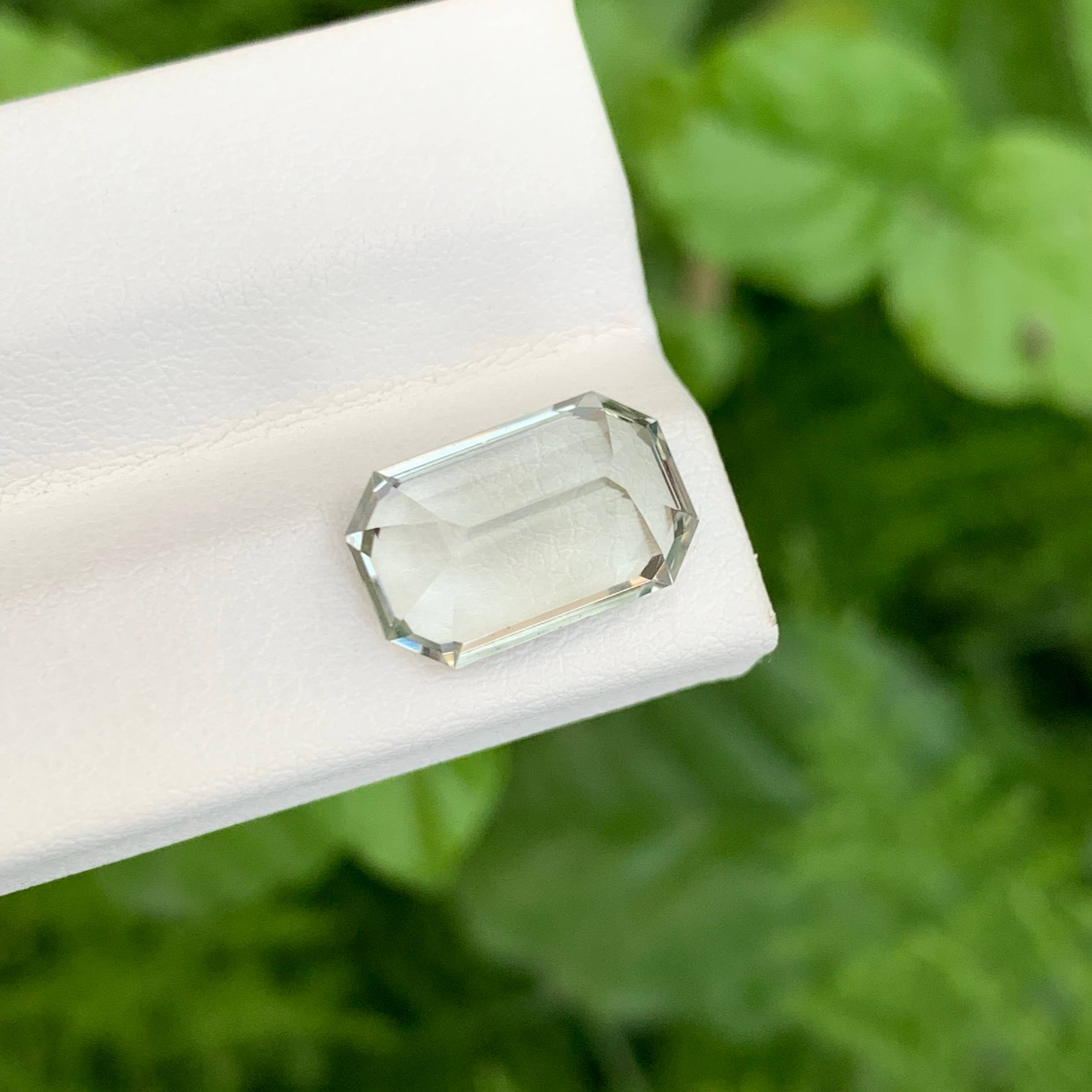 4.85 carats Greenish Amethyst Stone