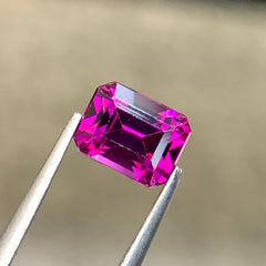 pinkish-purple-tanga-mine-garnet-1-64ct-tanzania-vvs-octagon-emerald