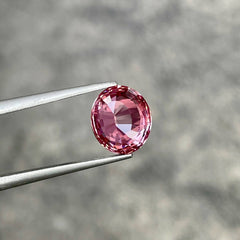 3.51 Carats Padparadscha Sapphire Stone