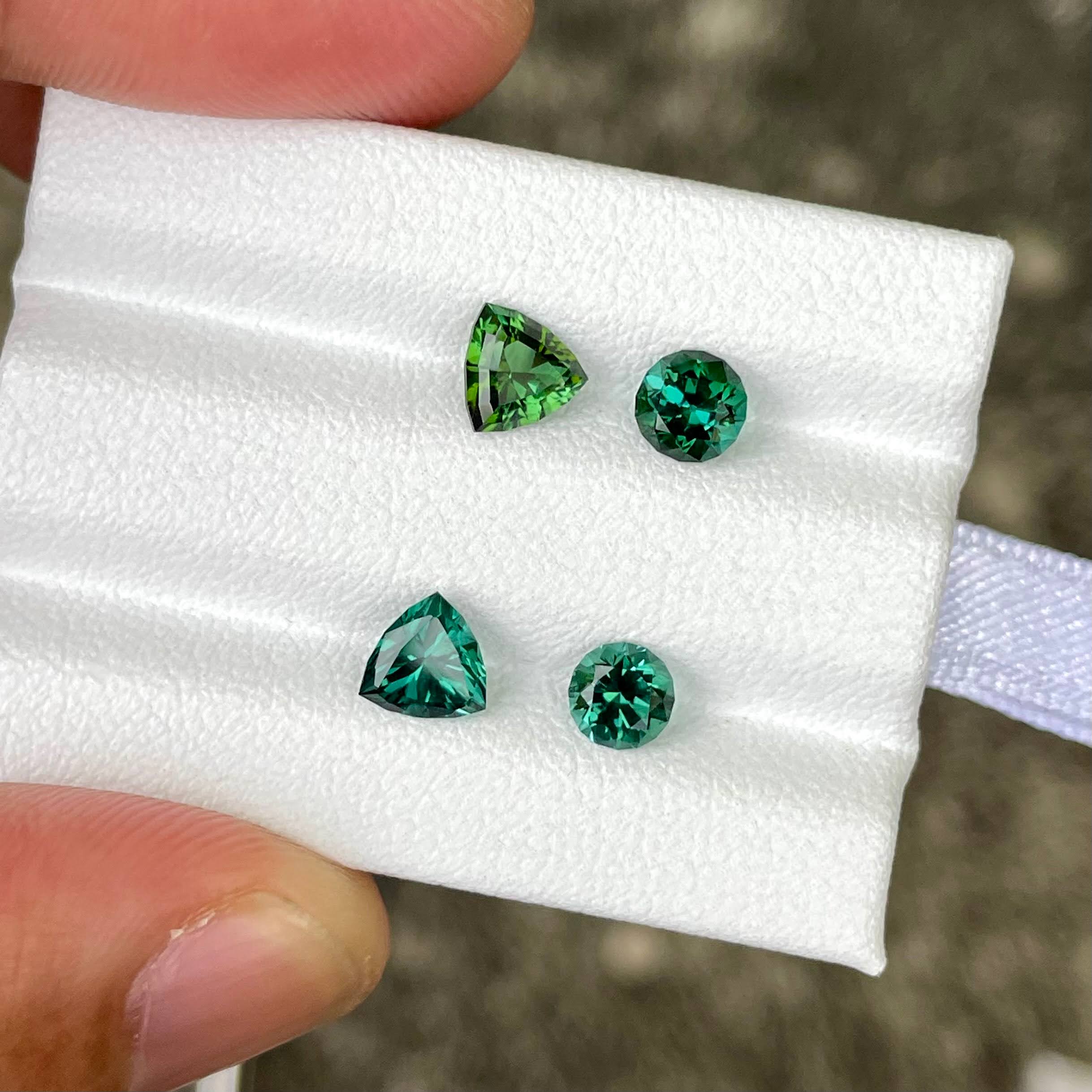 2.30 Carats Tourmaline Earrings Set