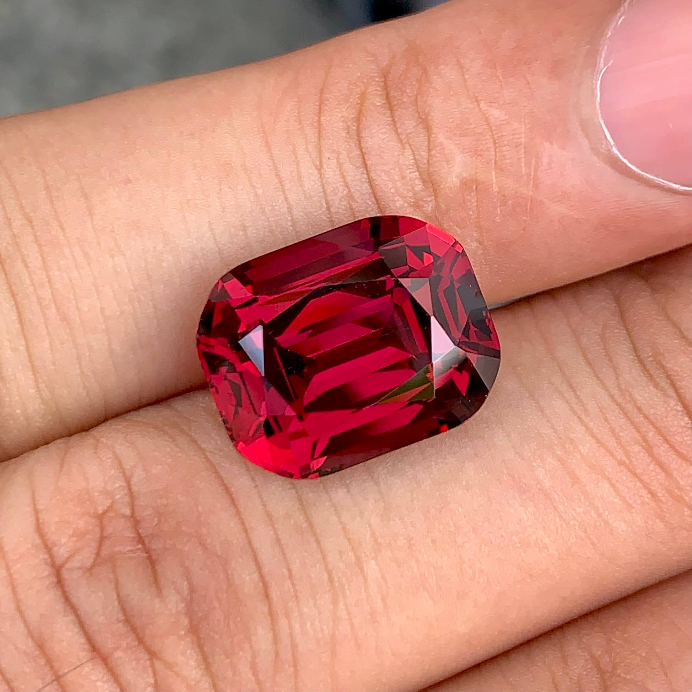 12.75Ct Bright Red Garnet