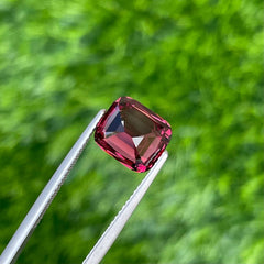 4.20 carats Purplish Pink Garnet Stone
