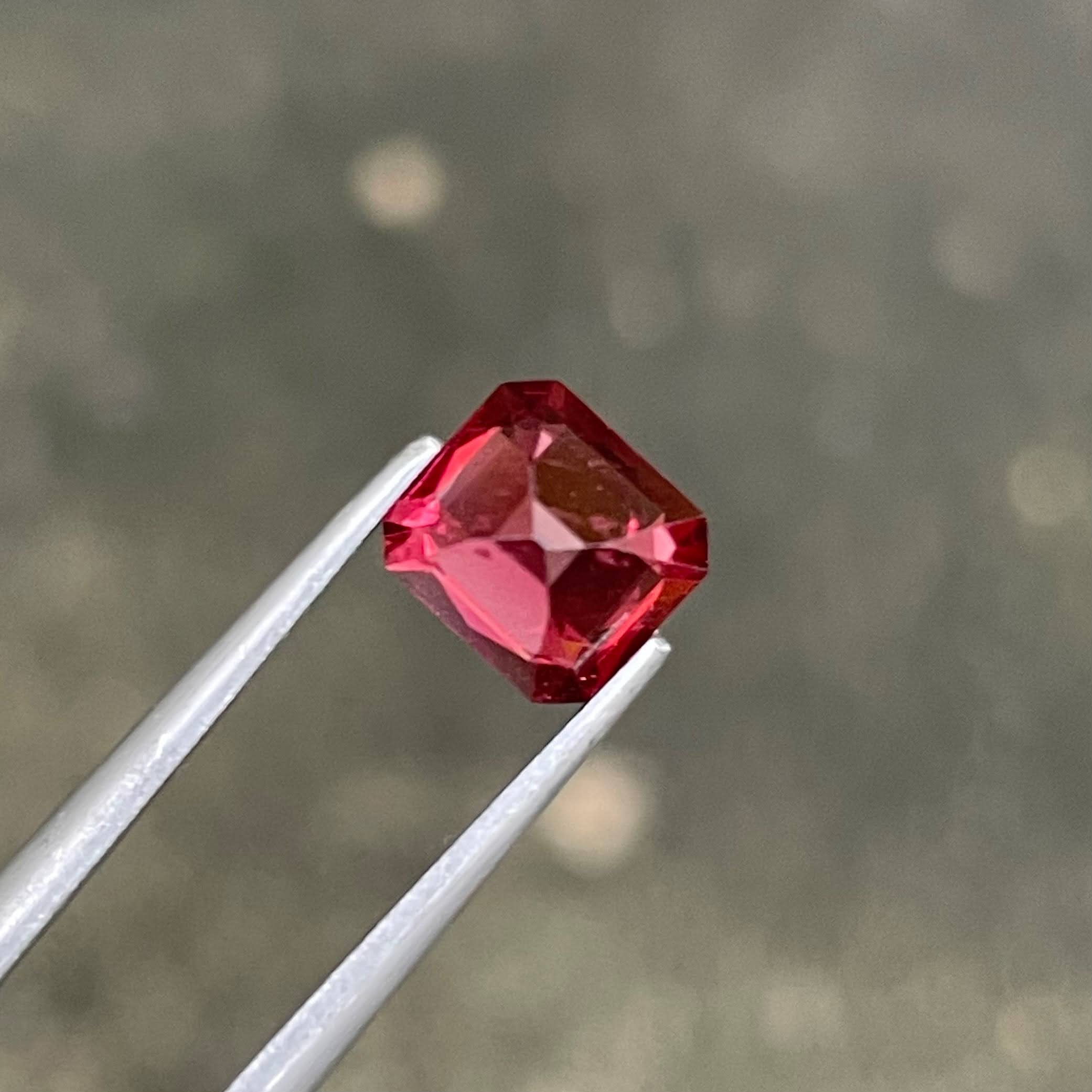 2.00 Carats Soft Red Garnet Stone