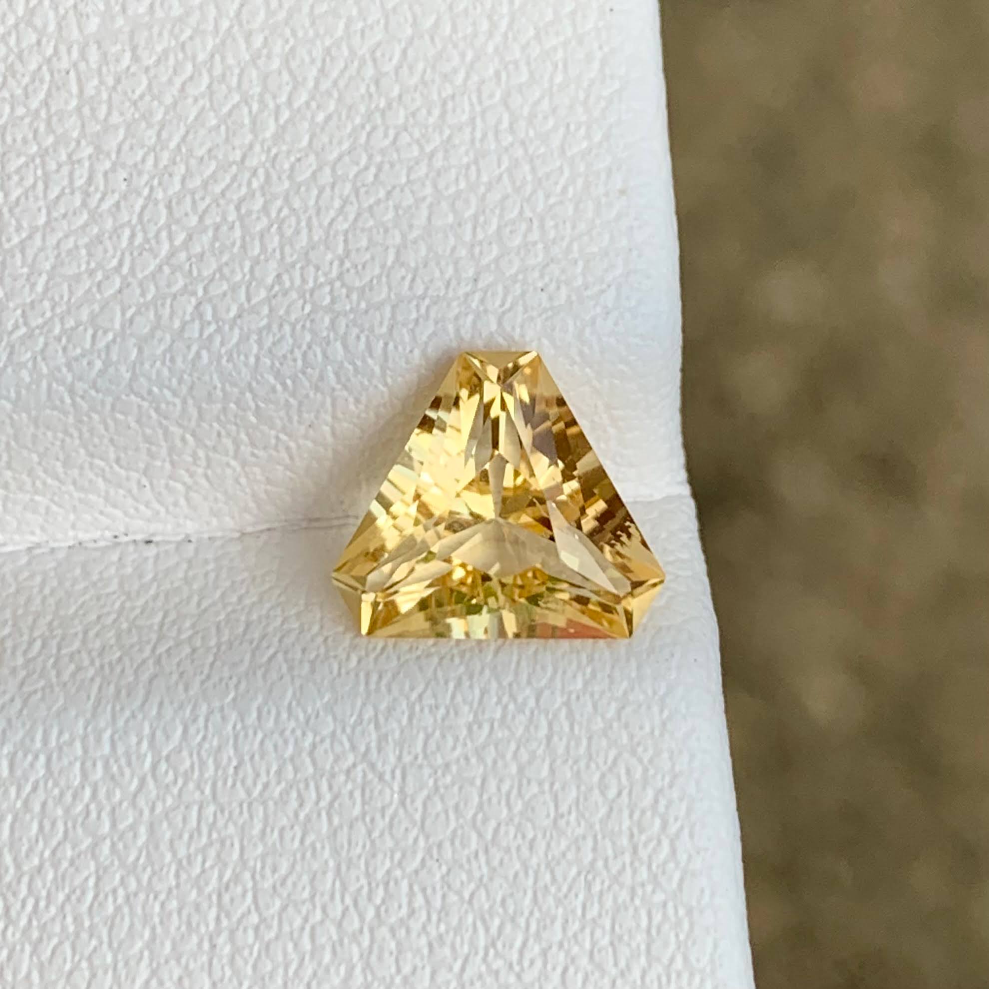 1.72Ct Trilliant Citrine
